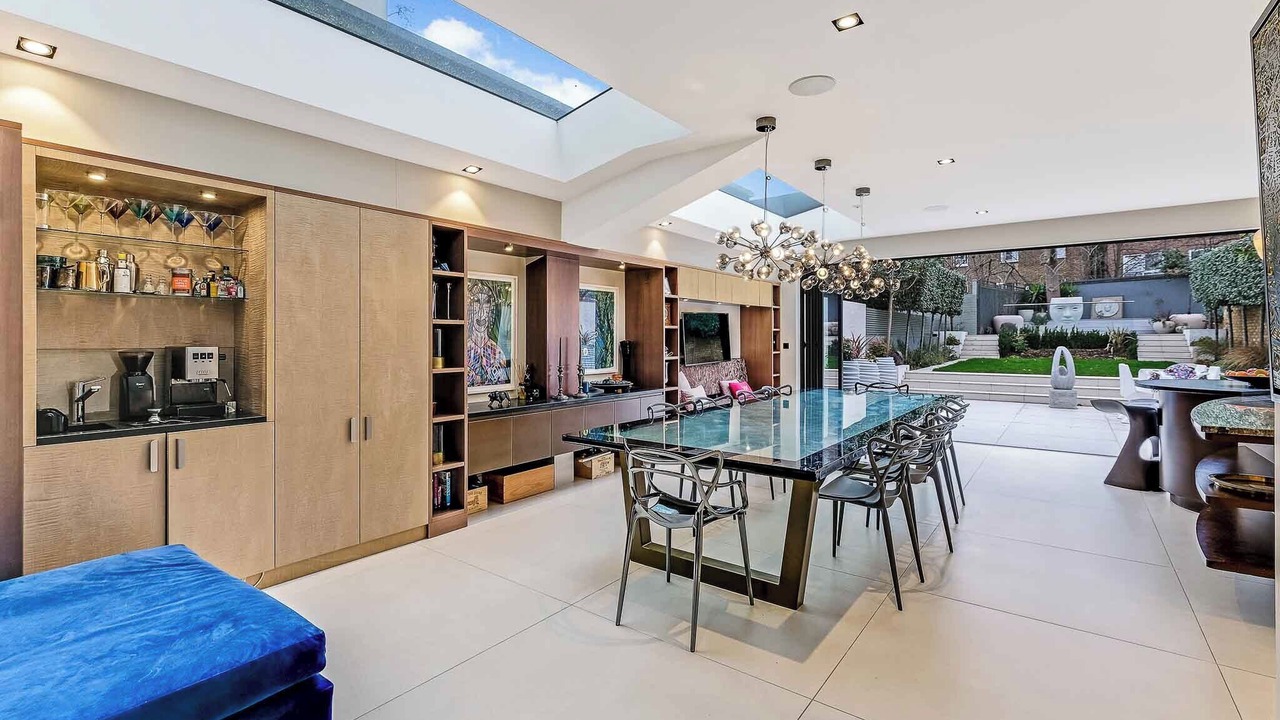 Photo of Others in Westbourne Green