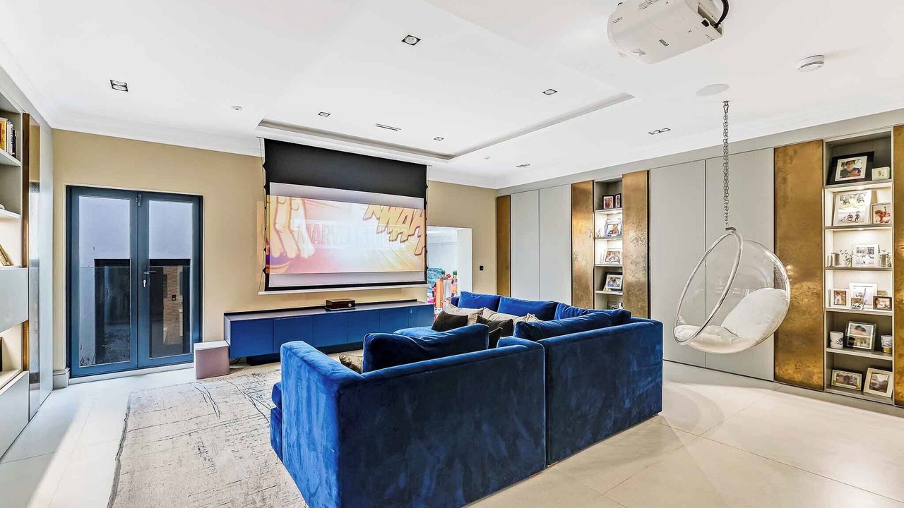 Photo of Livingroom in Westbourne Green