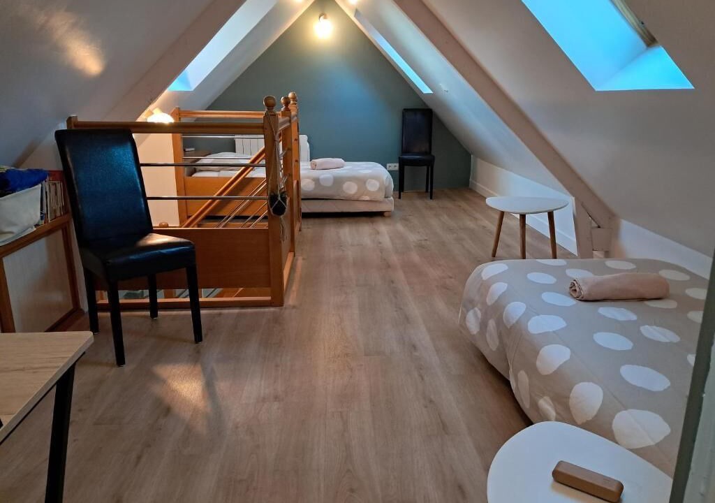 Photo of Bedroom in Pontorson