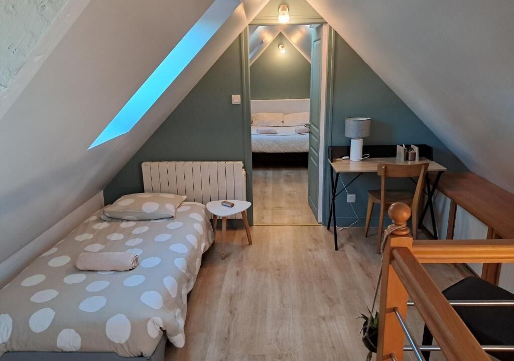 Photo of Bedroom in Pontorson