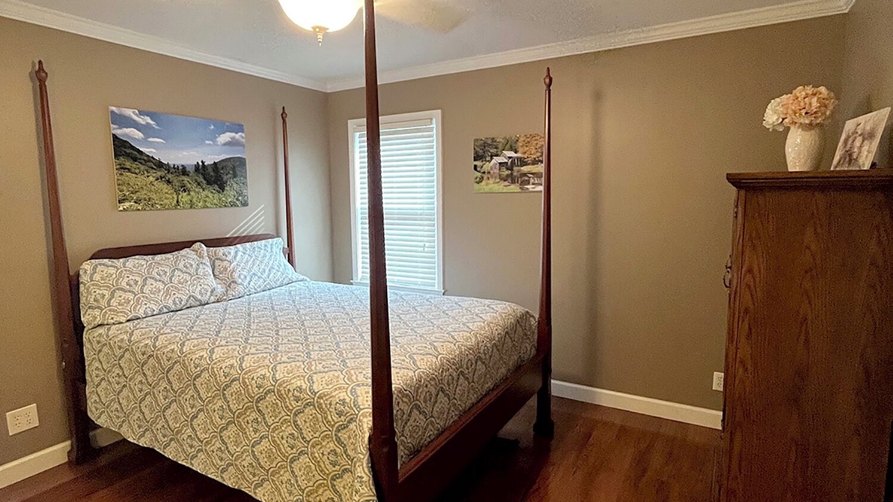 Photo of Bedroom in Old Town