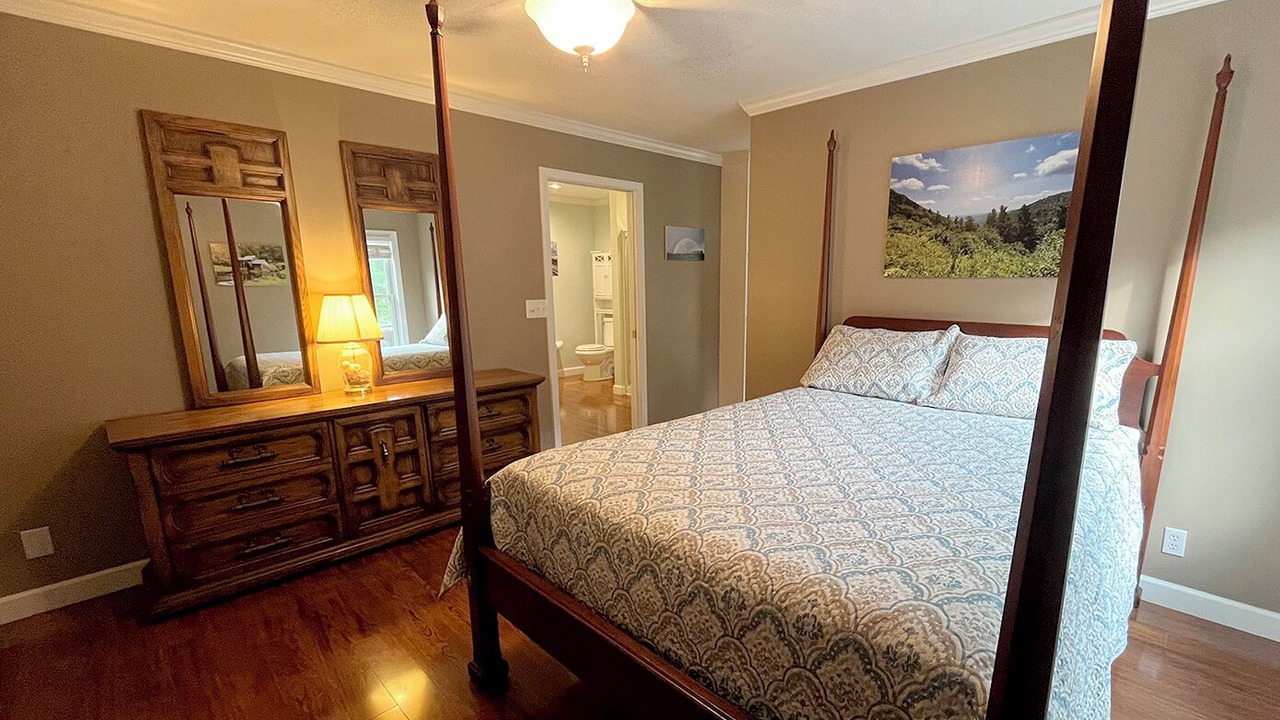 Photo of Bedroom in Old Town