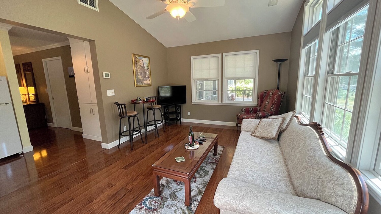 Photo of Livingroom in Old Town