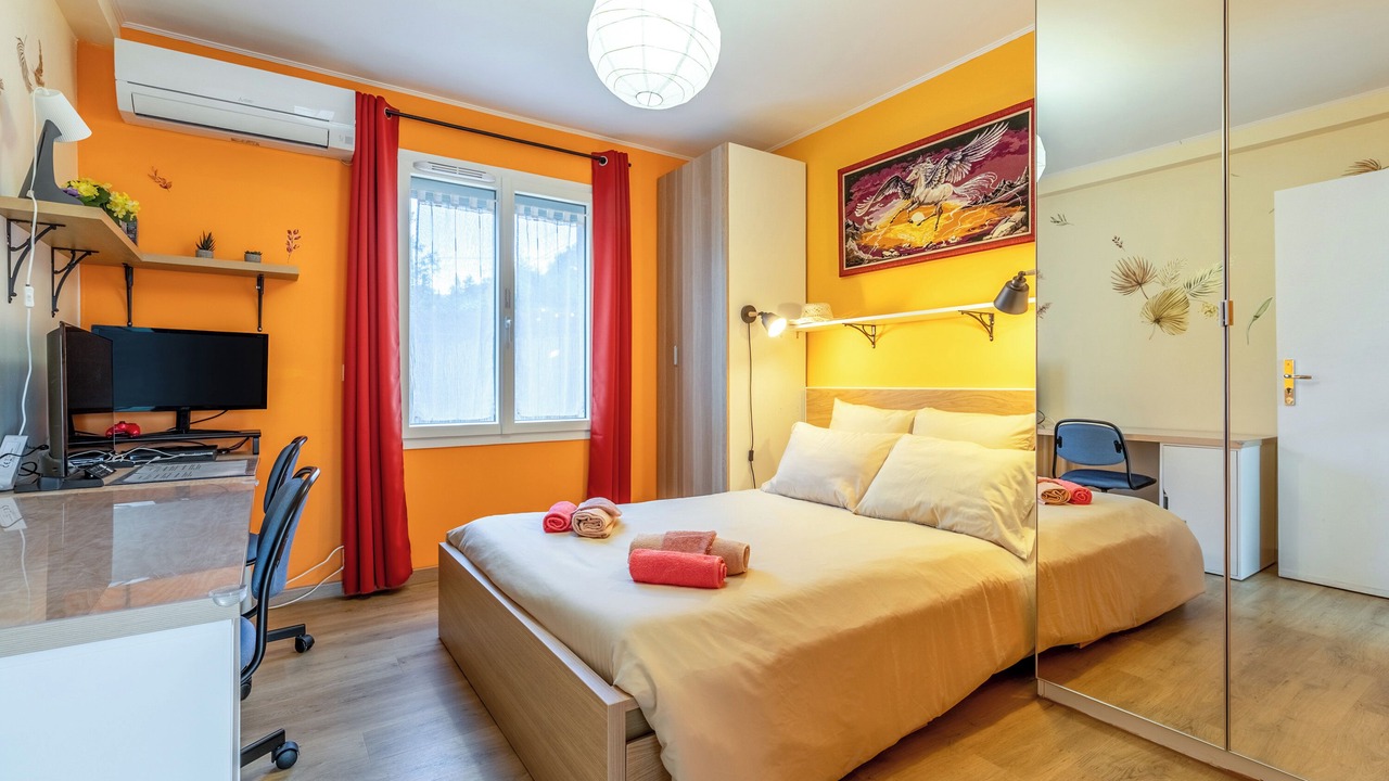 Photo of Bedroom in Villeneuve-les-Avignon