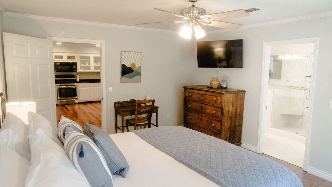 Photo of Bedroom in Cedar Ridge