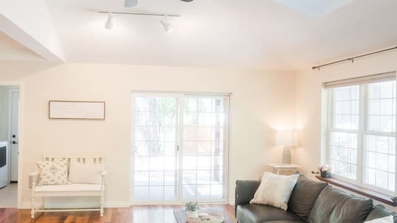 Photo of Livingroom in Cedar Ridge