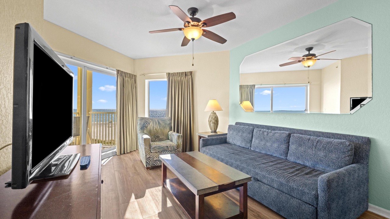 Photo of Livingroom in Treasure Island