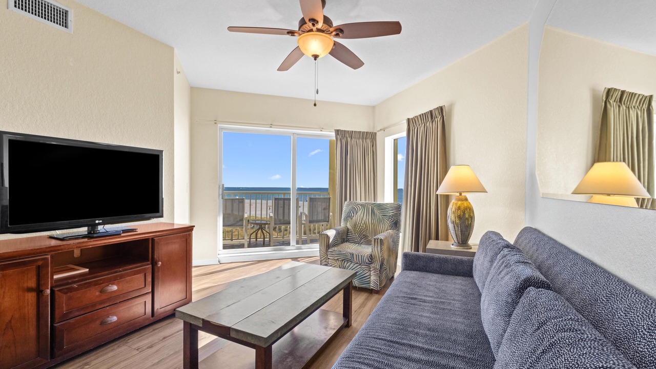 Photo of Livingroom in Treasure Island