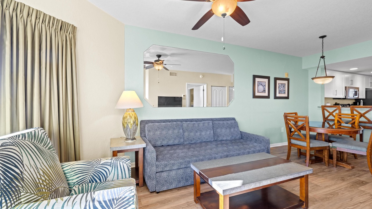 Photo of Livingroom in Treasure Island