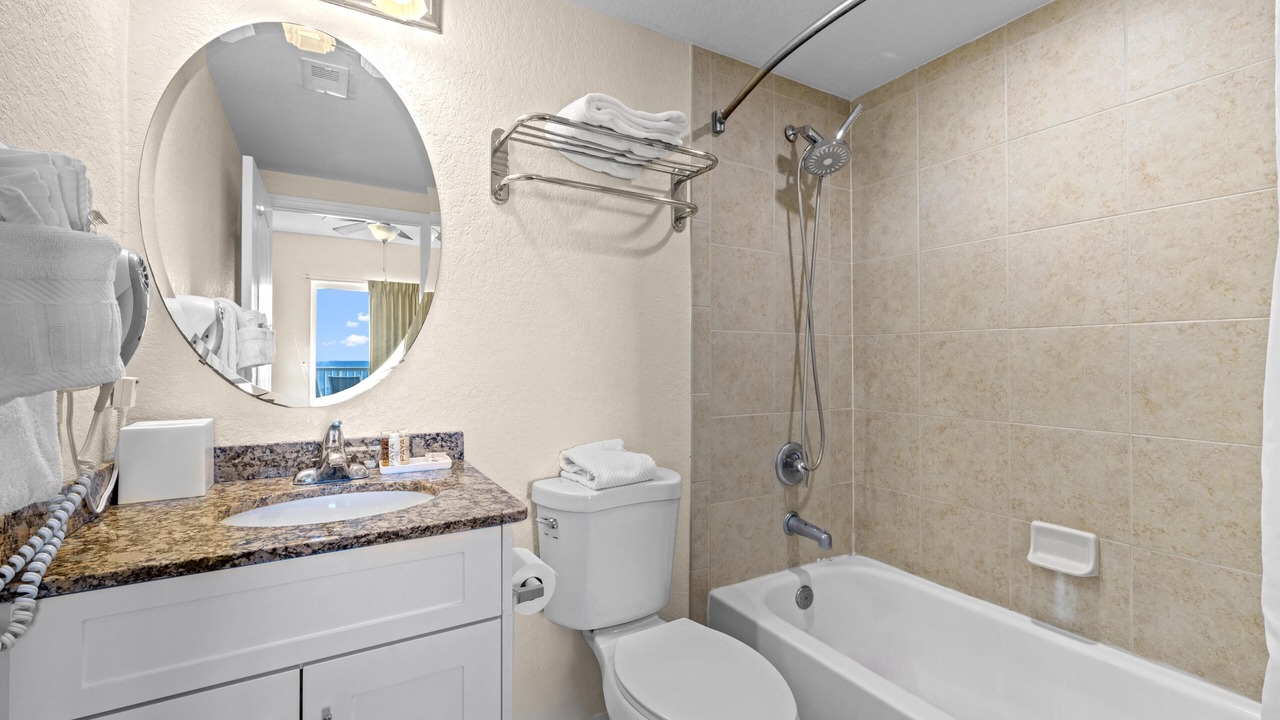 Photo of Bathroom in Treasure Island