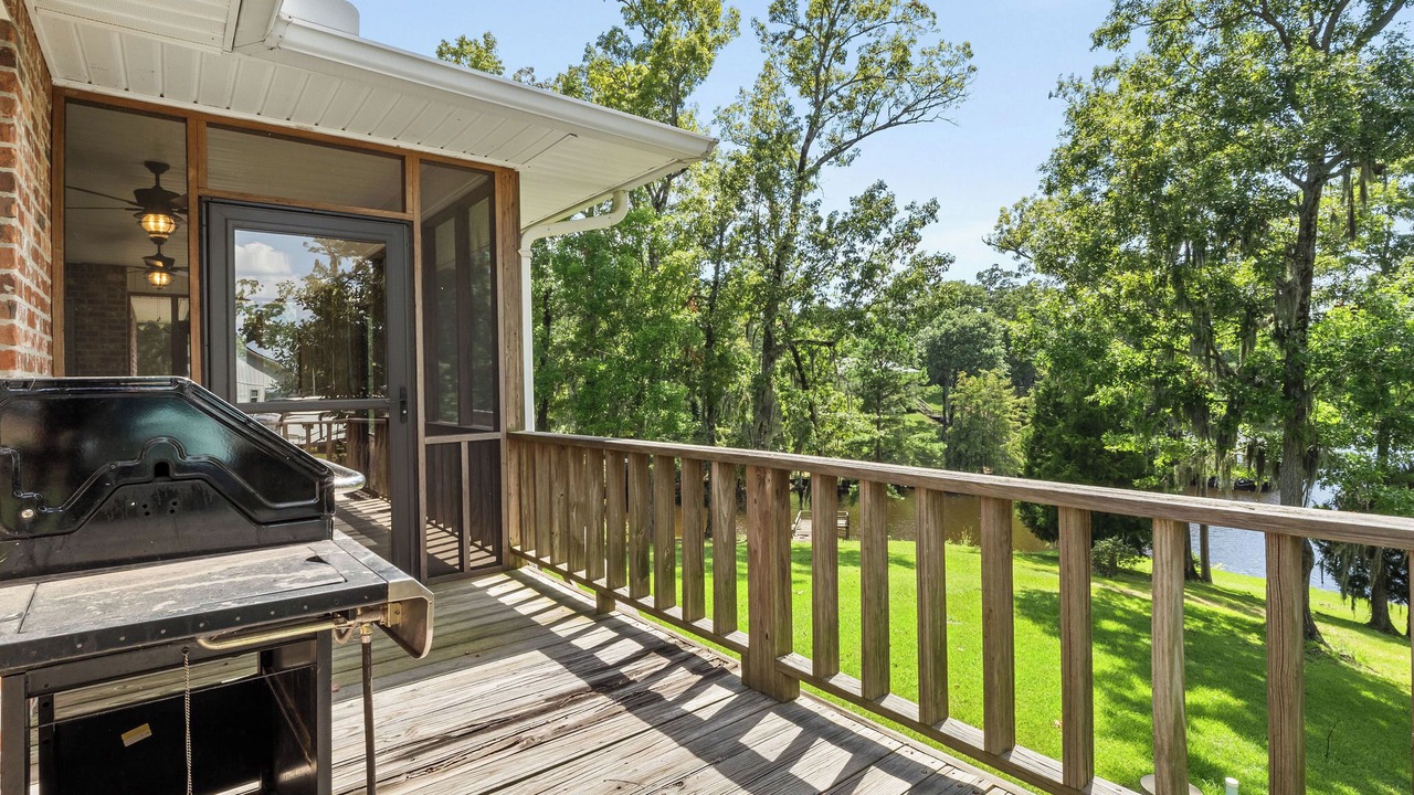Photo of Patio Balcony in Negreet
