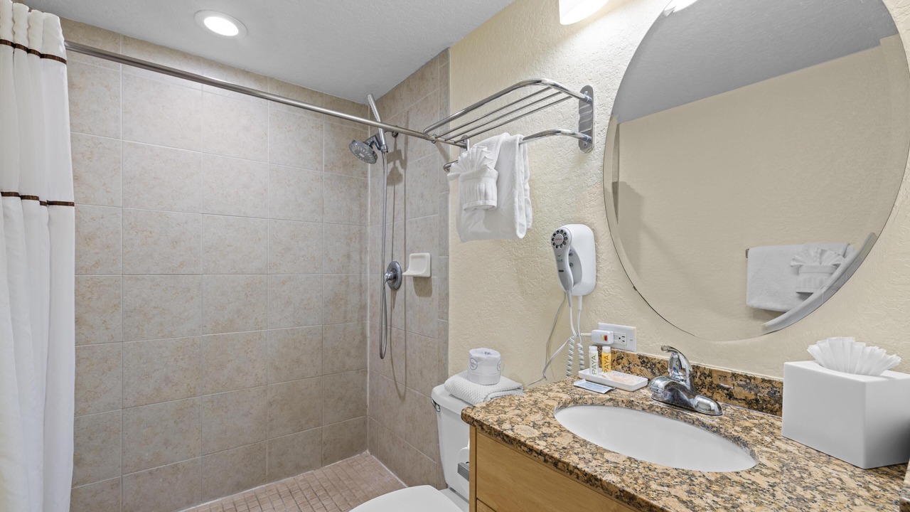 Photo of Bathroom in Treasure Island