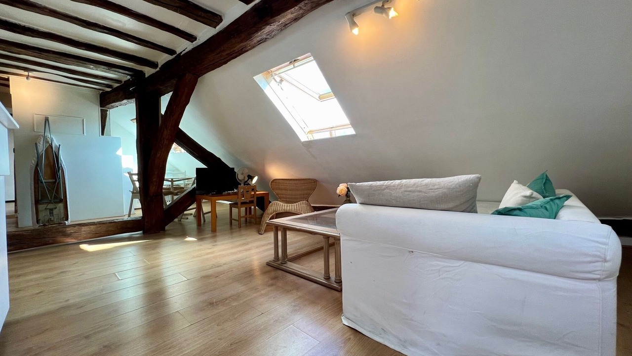 Photo of Livingroom in Enfants-Rouges