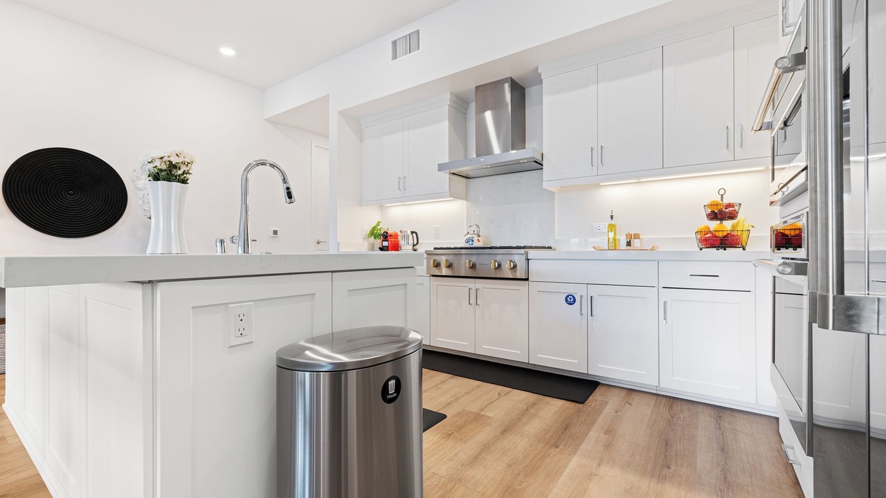 Photo of Kitchen in Airport Area