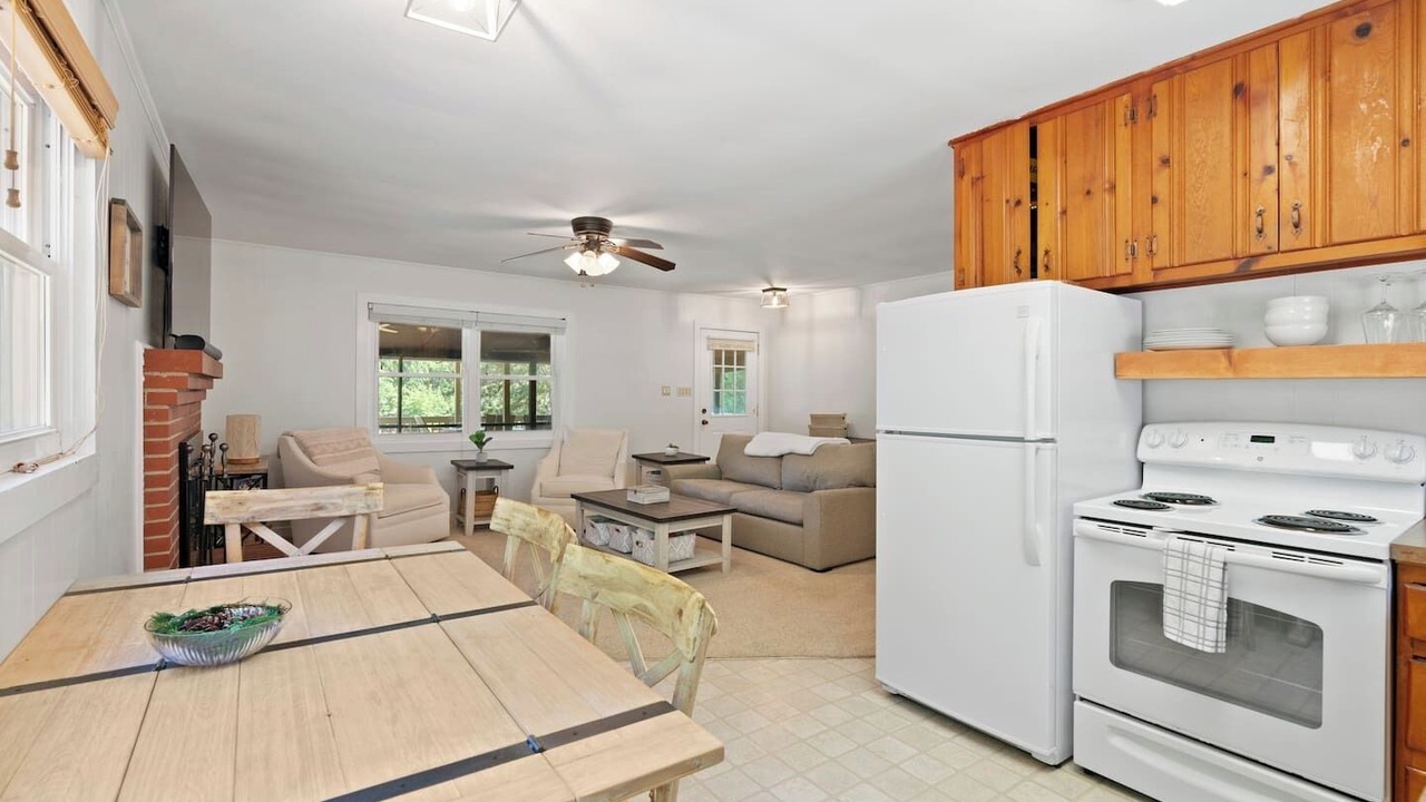 Photo of Others in Cumming