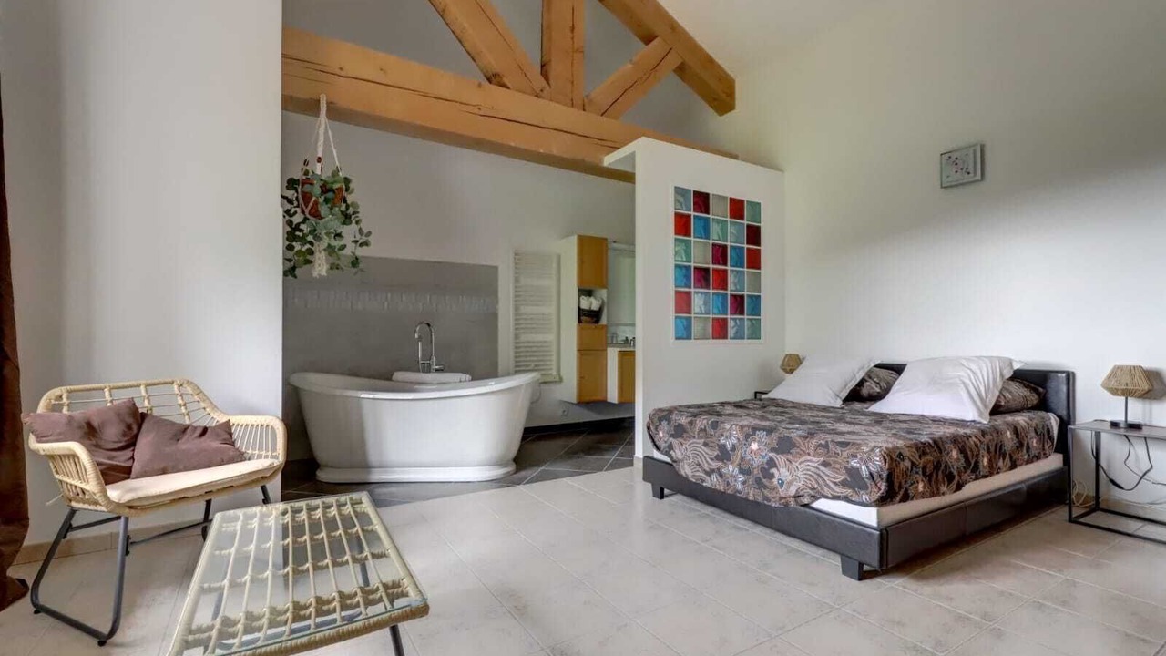 Photo of Bedroom in Vaudreuille