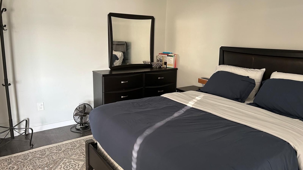 Photo of Bedroom in Evanston