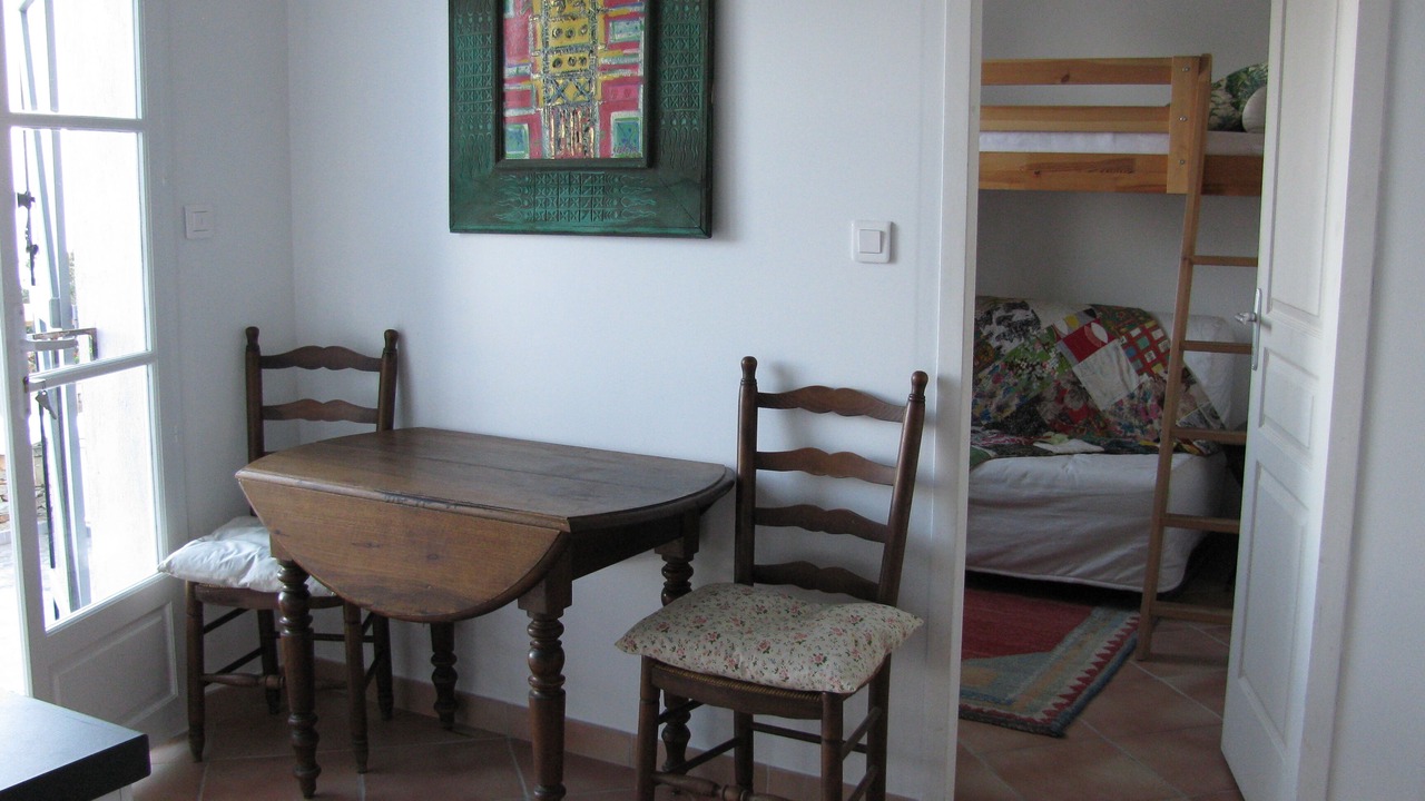 Photo of Others in Canari