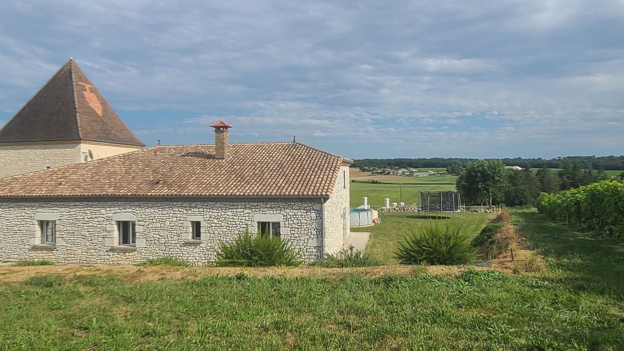 Photo of Outdoor in Saint-Jean-de-Duras