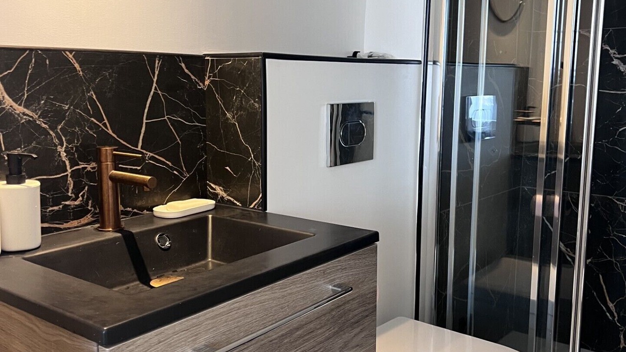Photo of Bathroom in Pigalle