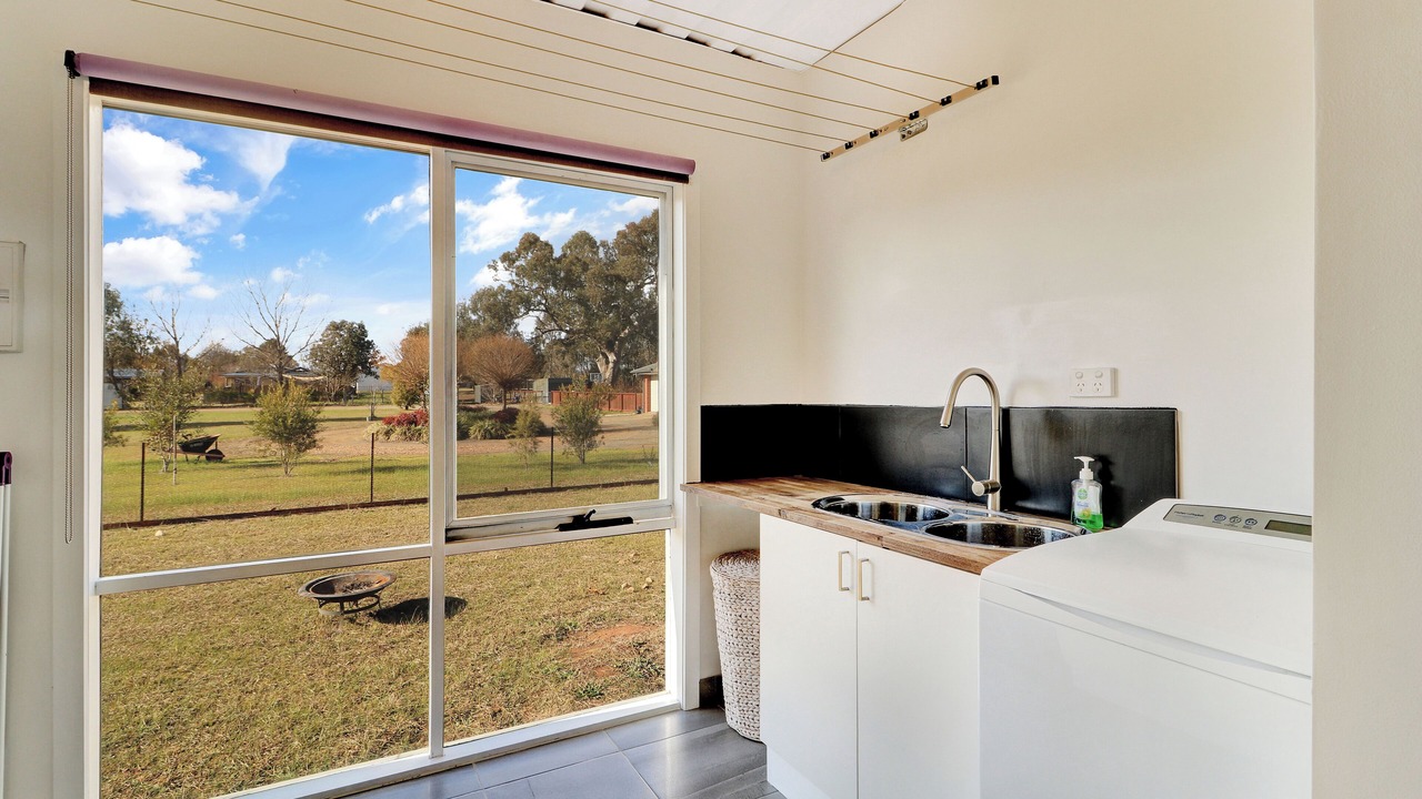 Photo of Others in Mansfield