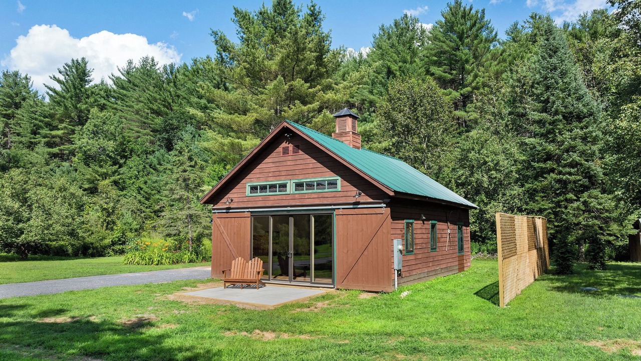 Photo of Outdoor in Upper Jay