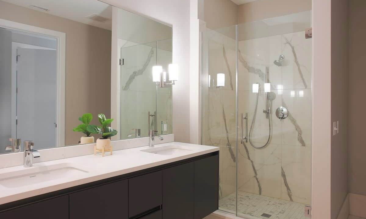 Photo of Bathroom in Near North Side