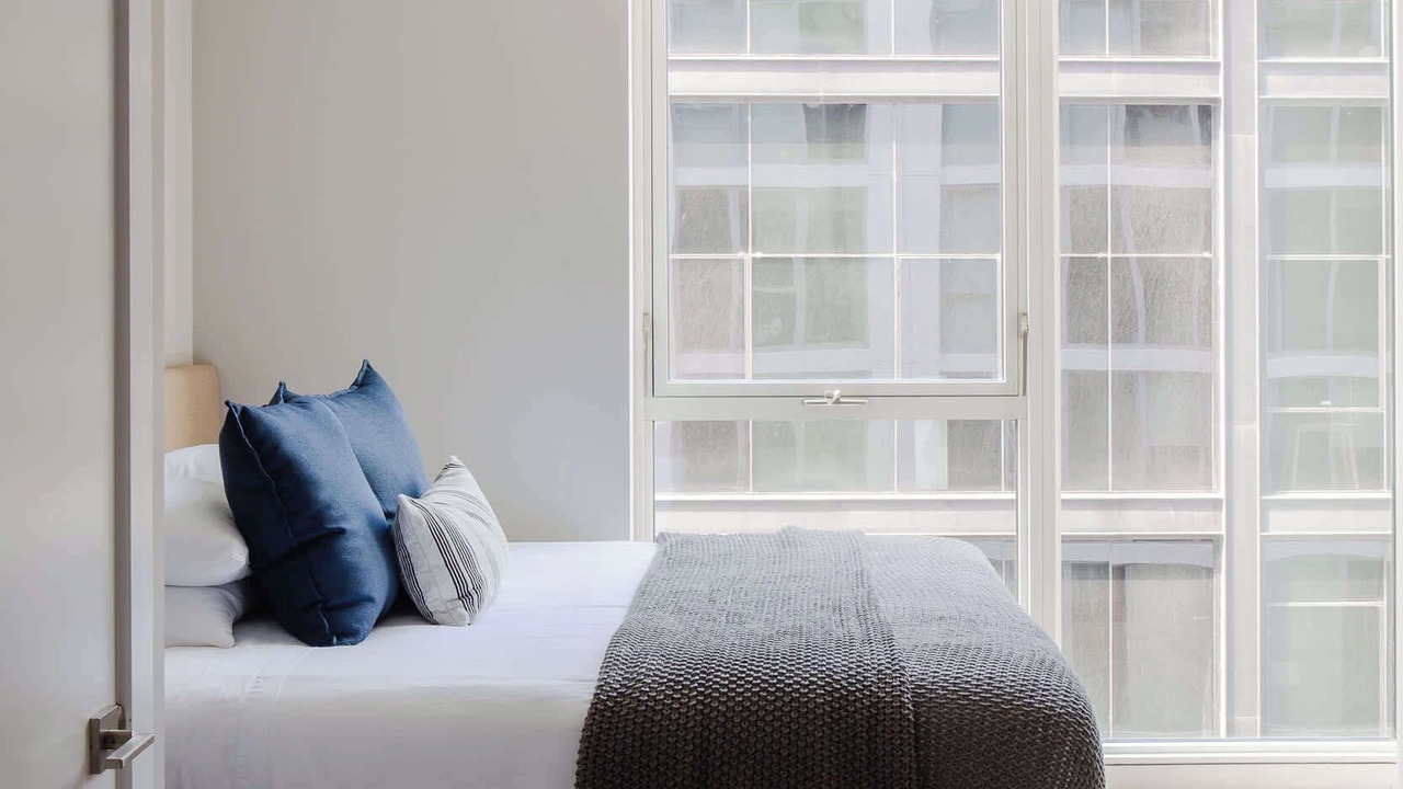 Photo of Bedroom in Near North Side