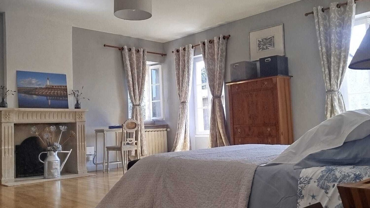 Photo of Bedroom in Tour-en-Bessin