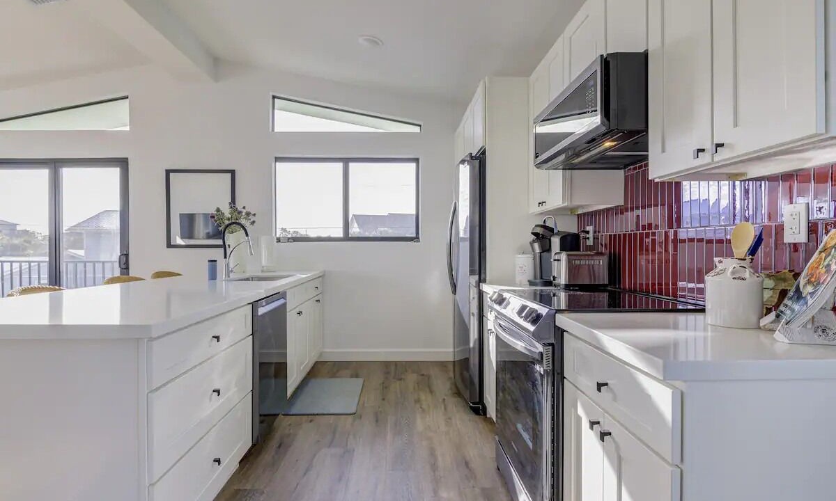 Photo of Kitchen in Crescent Beach