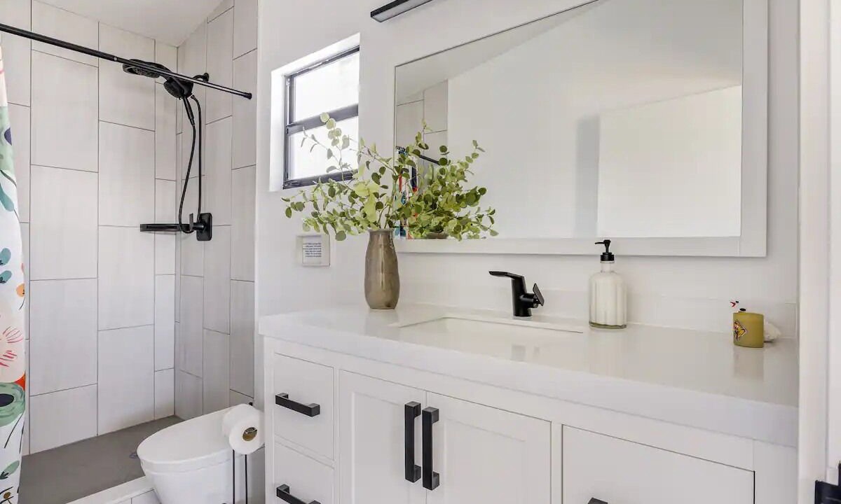 Photo of Bathroom in Crescent Beach