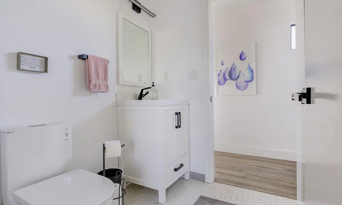 Photo of Bathroom in Crescent Beach