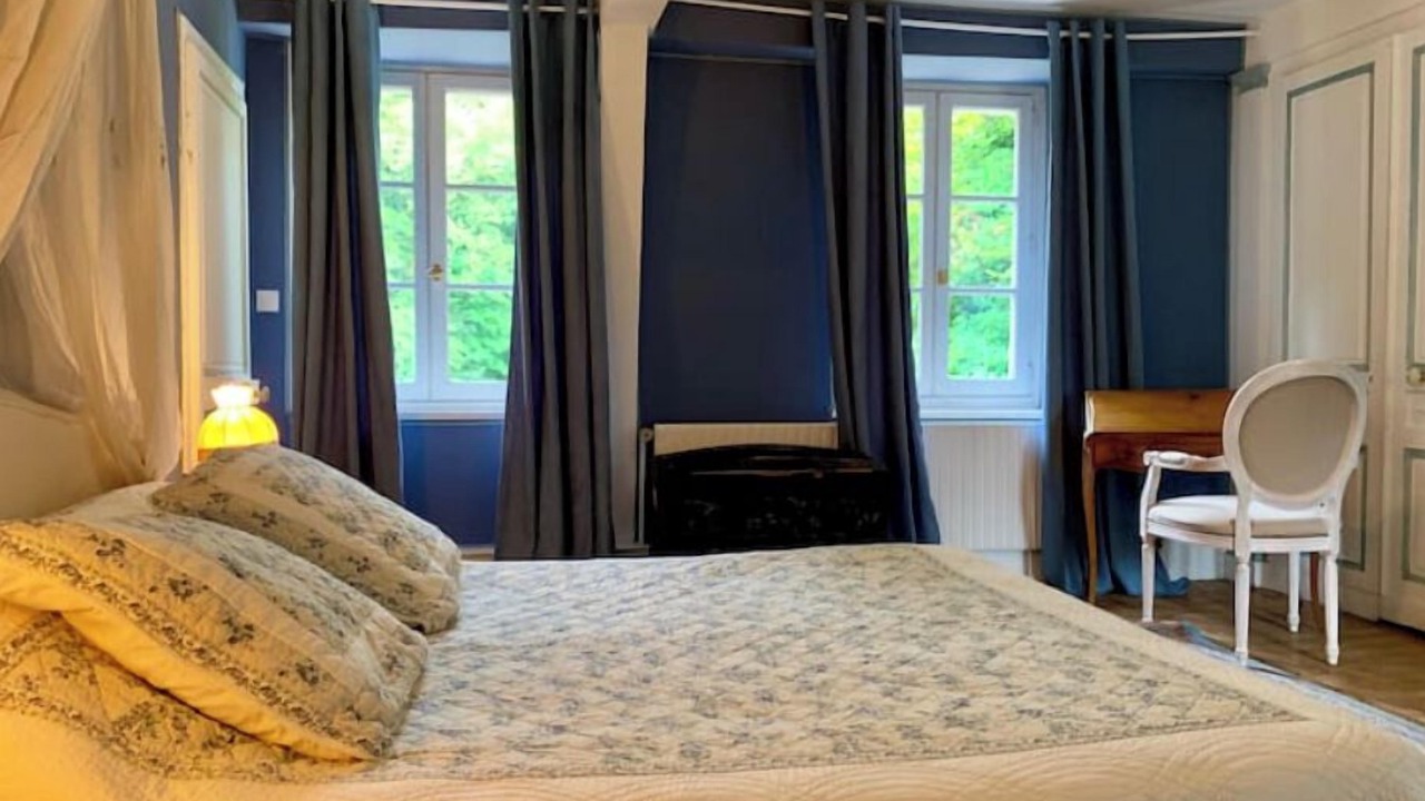 Photo of Bedroom in Forest-Montiers