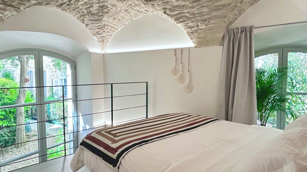 Photo of Bedroom in Nimes City Centre