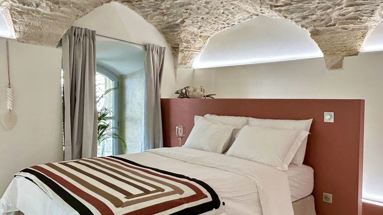 Photo of Bedroom in Nimes City Centre