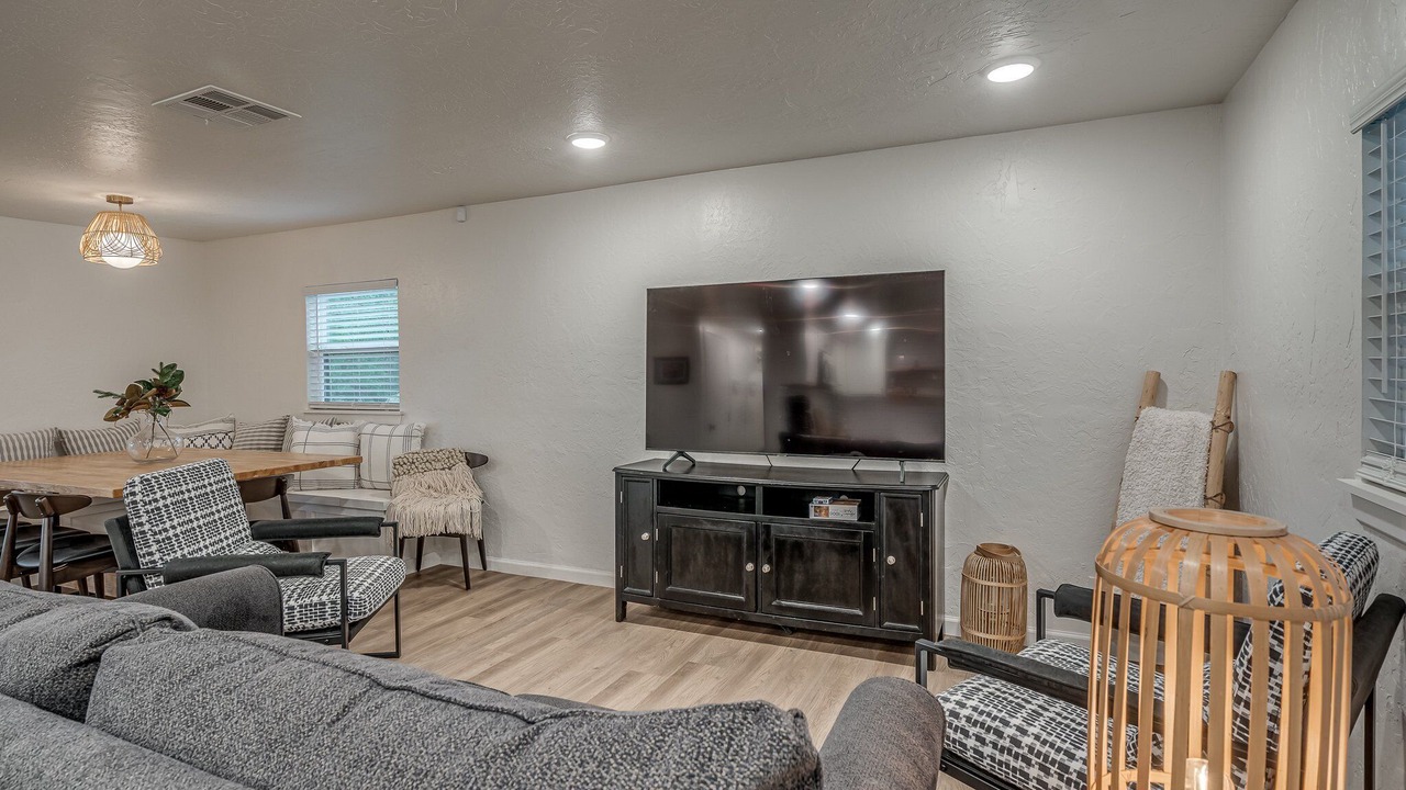 Photo of Livingroom in Eufaula