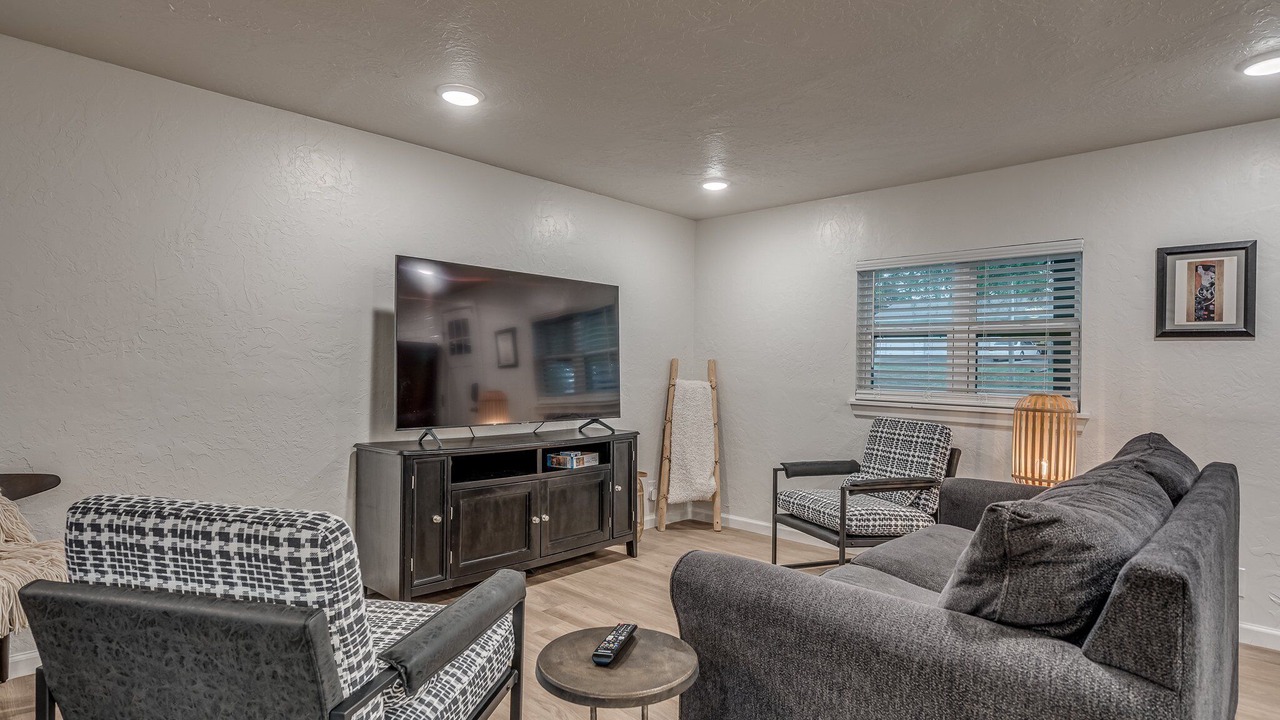 Photo of Livingroom in Eufaula