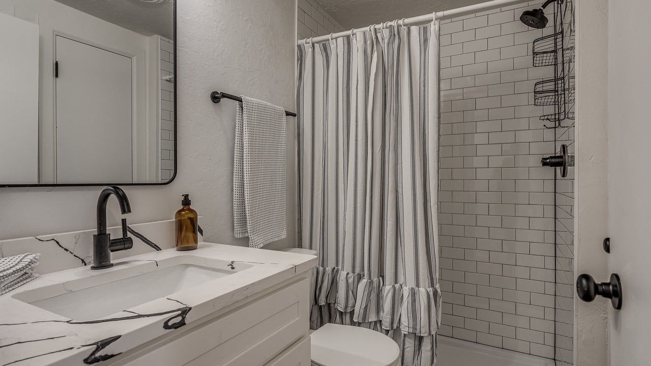 Photo of Bathroom in Eufaula