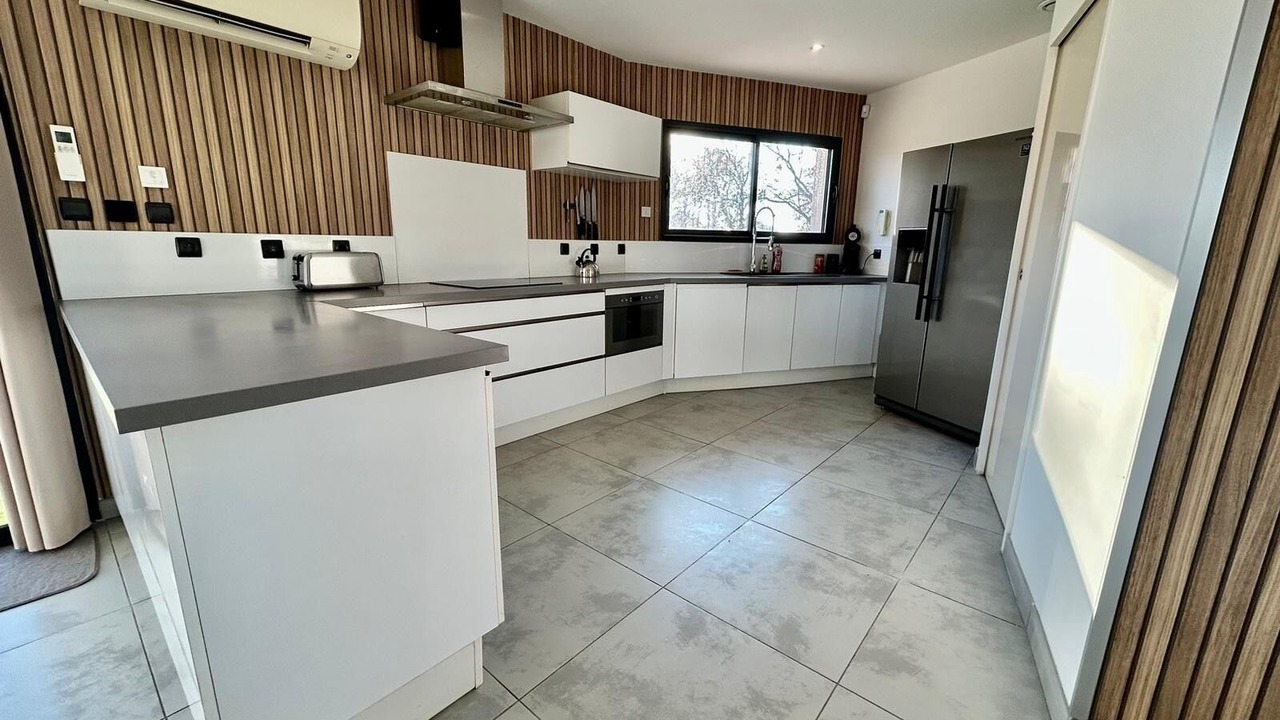 Photo of Kitchen in Labastide-du-Temple