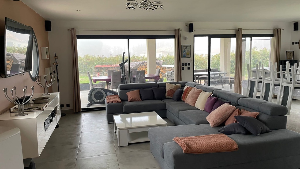 Photo of Livingroom in Labastide-du-Temple
