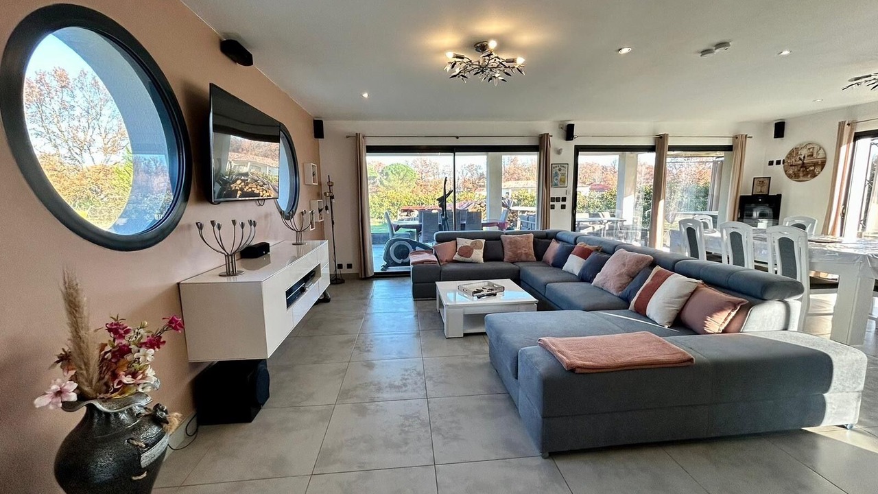 Photo of Livingroom in Labastide-du-Temple