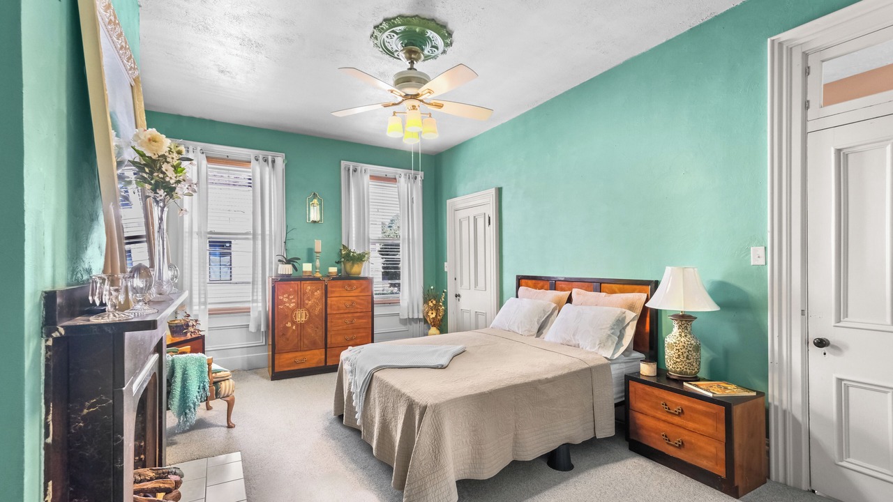 Photo of Bedroom in Pittsburgh