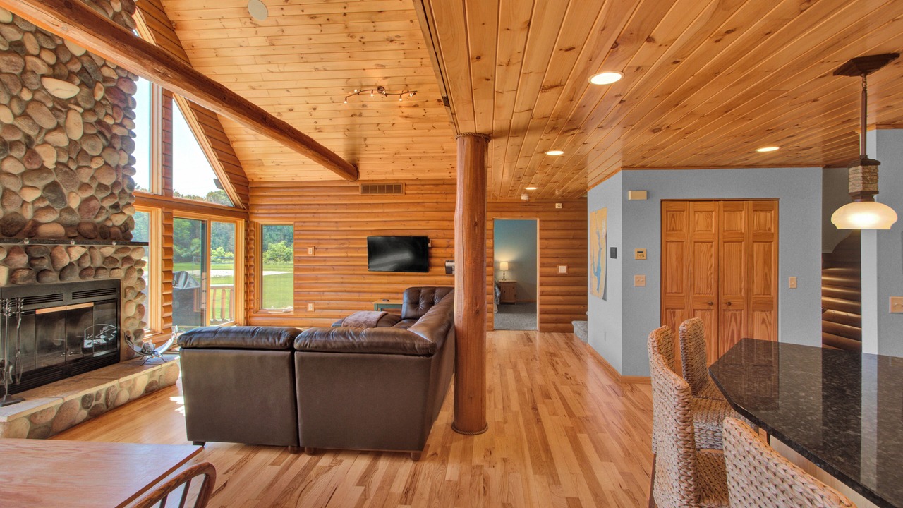 Photo of Livingroom in Mauston