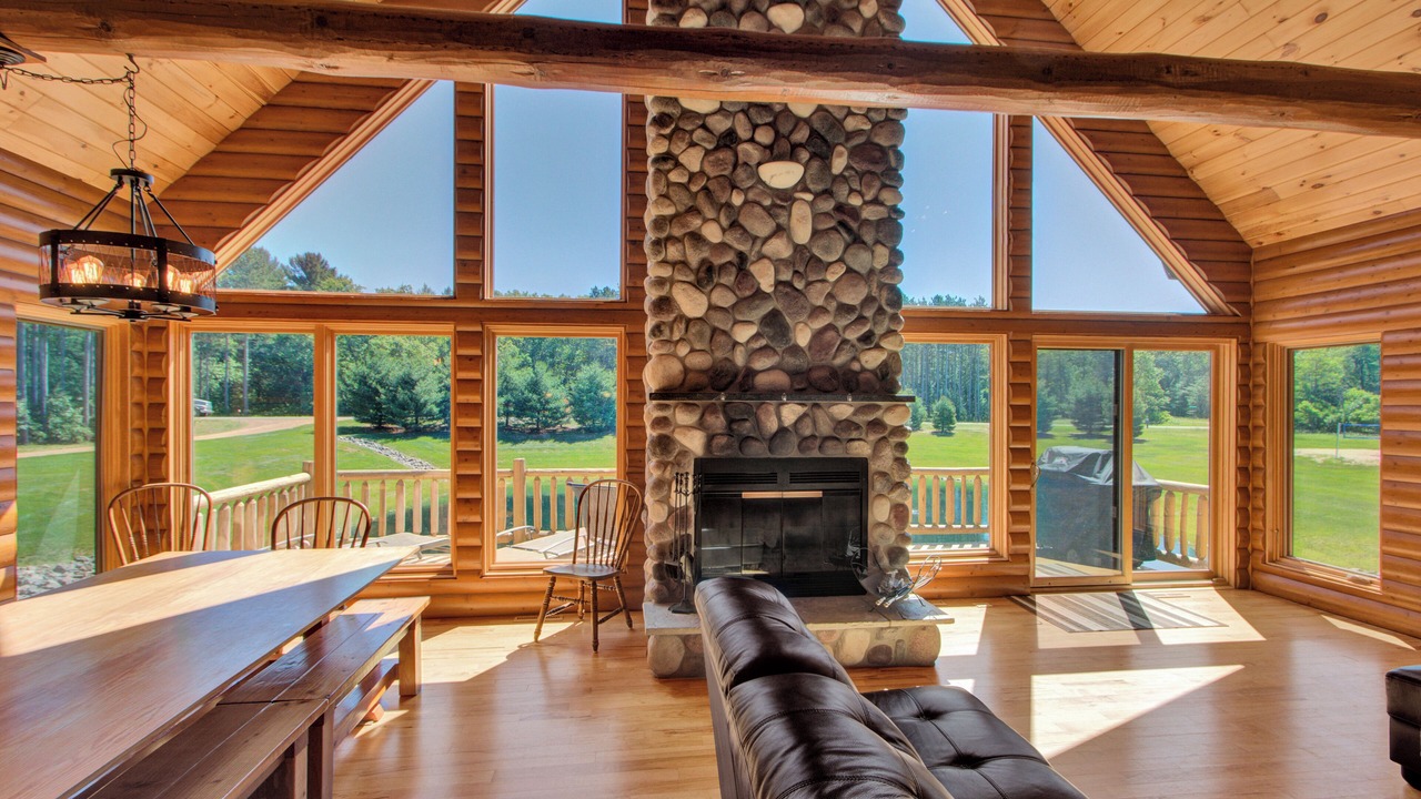 Photo of Livingroom in Mauston