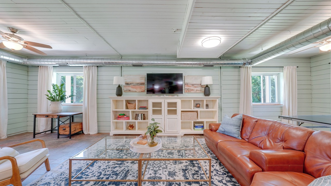 Photo of Bedroom in Warrenville