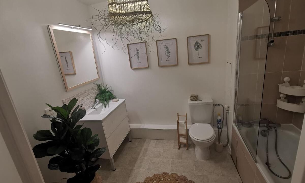 Photo of Bathroom in Bondy