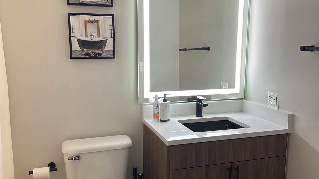 Photo of Bathroom in Shirlington