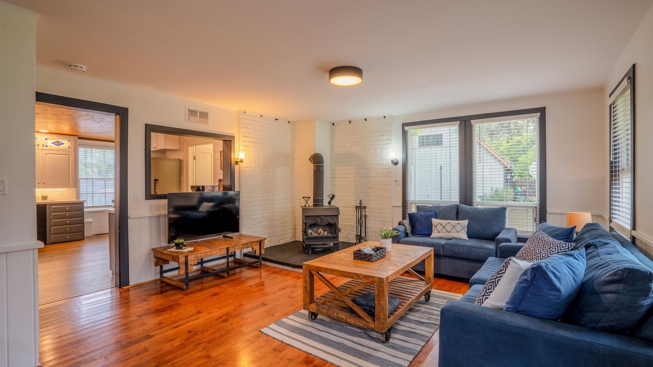 Photo of Livingroom in Vaughan