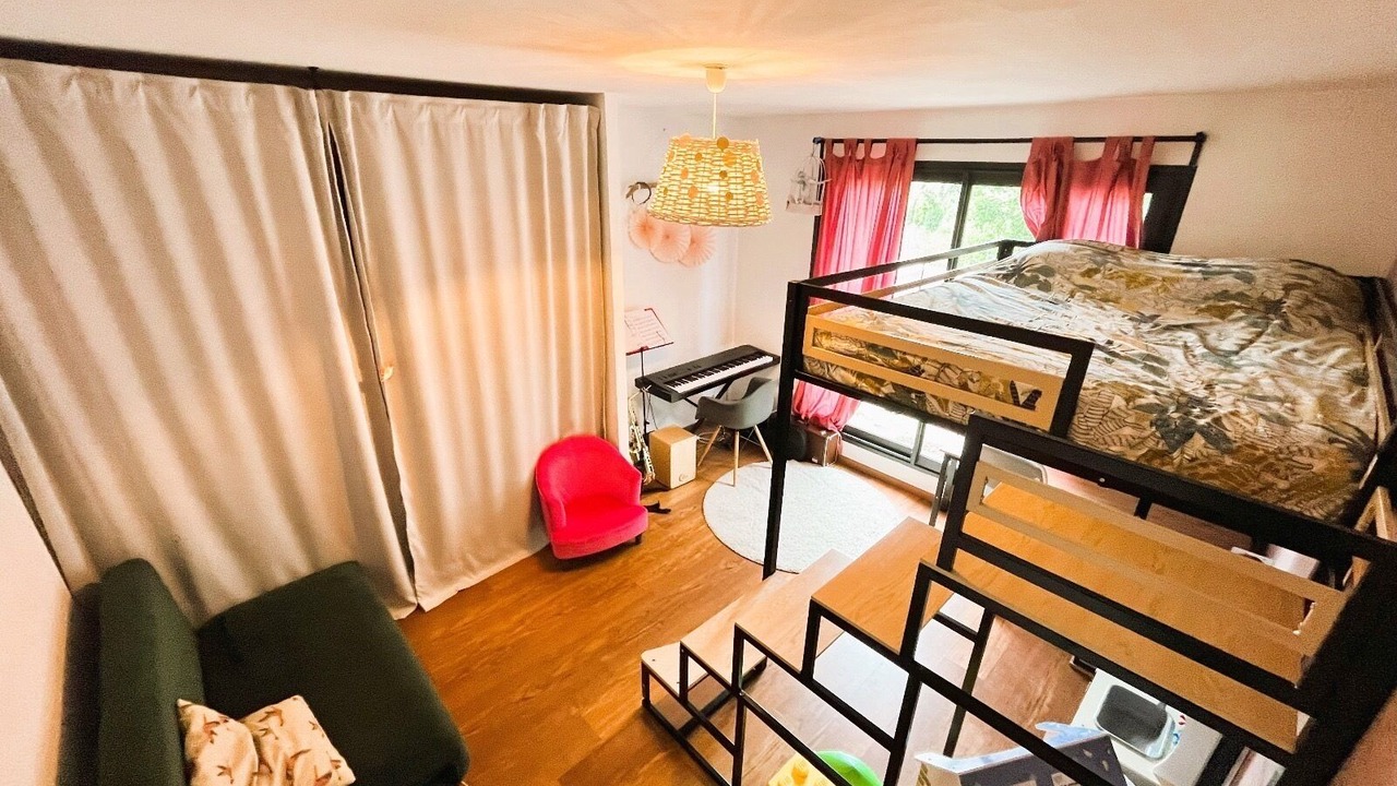 Photo of Bedroom in Boisseron