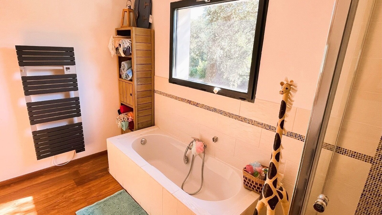 Photo of Bathroom in Boisseron